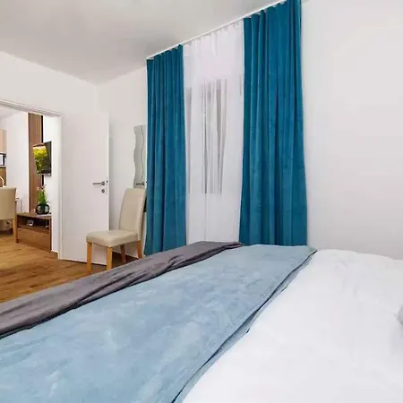 Appartement In 53538 Crikvenica