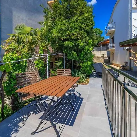 In 53538 * Crikvenica